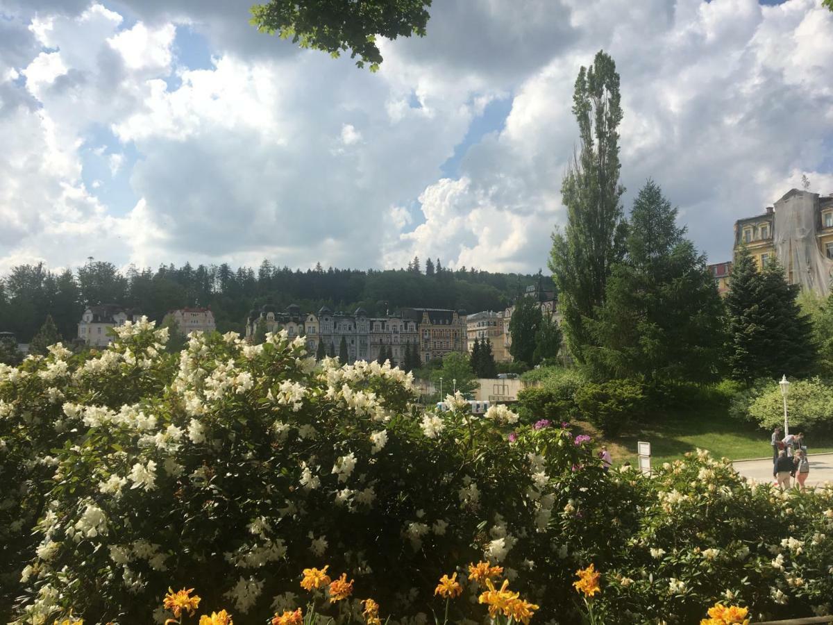 Residenz Emilia Apartamento Mariánské Lázně Exterior foto